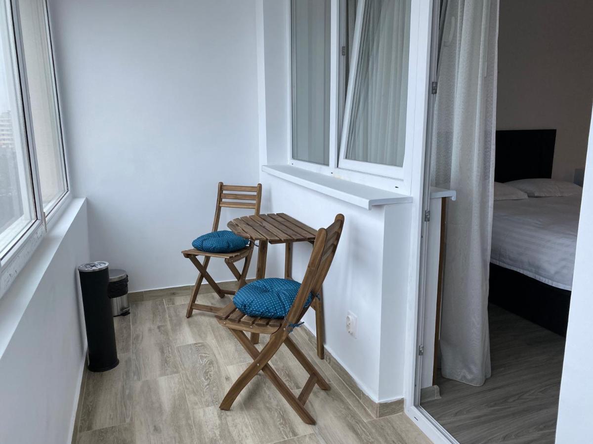 Apartament Cristina บูคาเรสต์ ภายนอก รูปภาพ